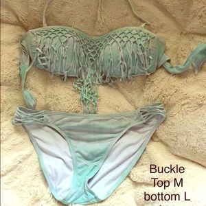 Buckle bikini